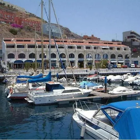 Barco Con Encanto Botel *